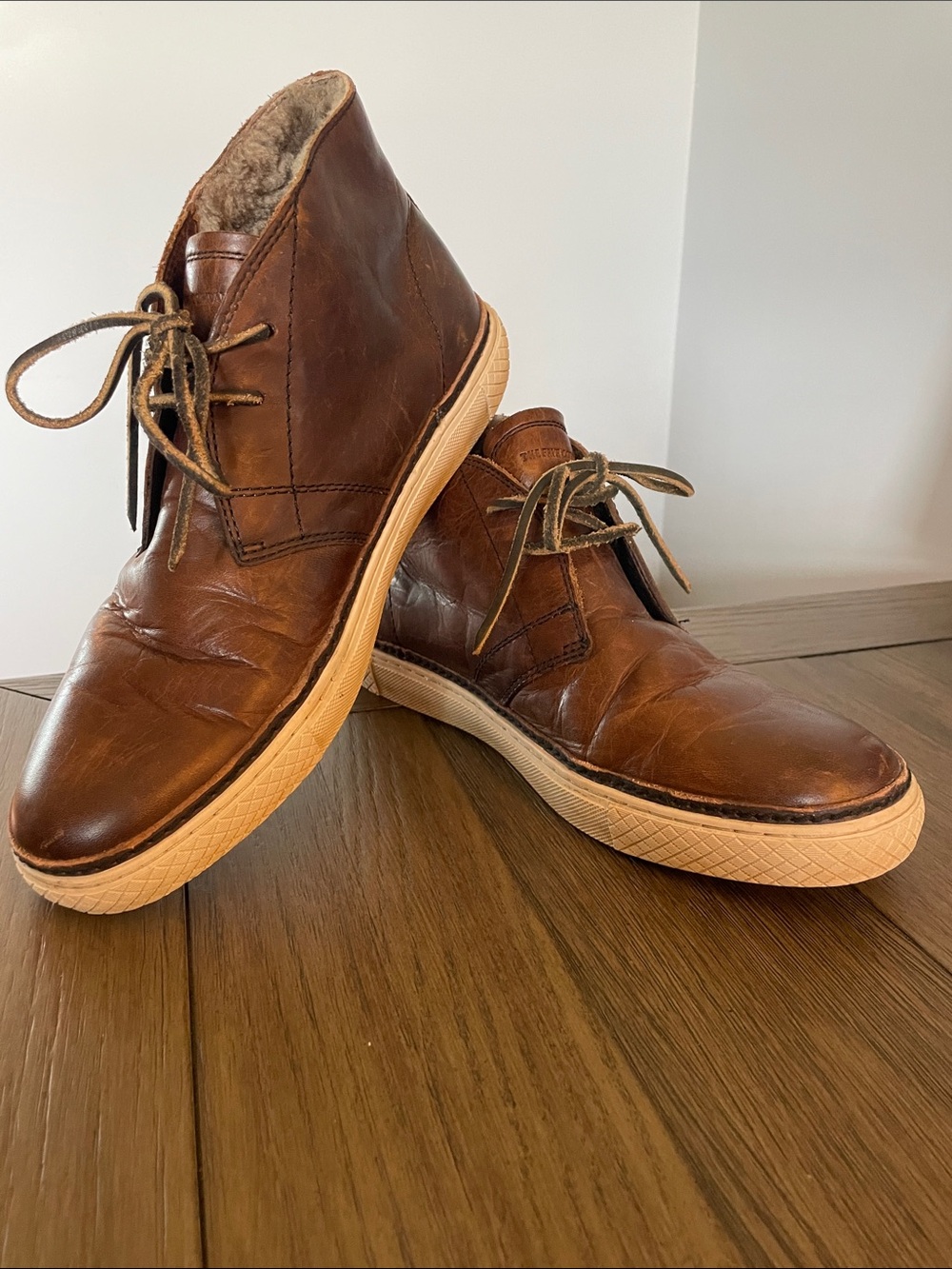 Frye Men's Sz9 Brown Leather Lace-Up Chukka Boots